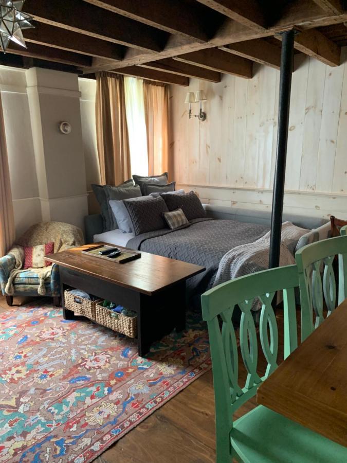 Innkeeper'S Place B&B Stafford 외부 사진