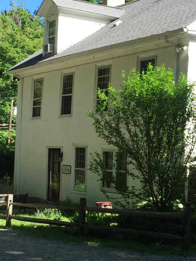 Innkeeper'S Place B&B Stafford 외부 사진