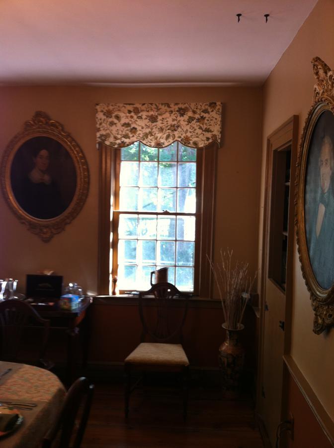 Innkeeper'S Place B&B Stafford 외부 사진