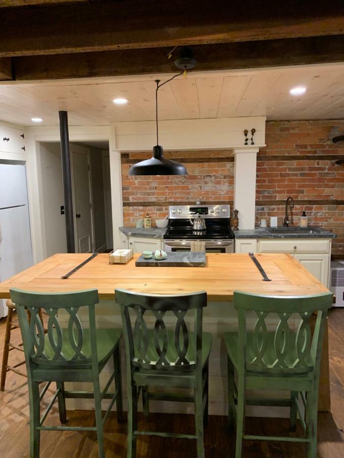 Innkeeper'S Place B&B Stafford 외부 사진